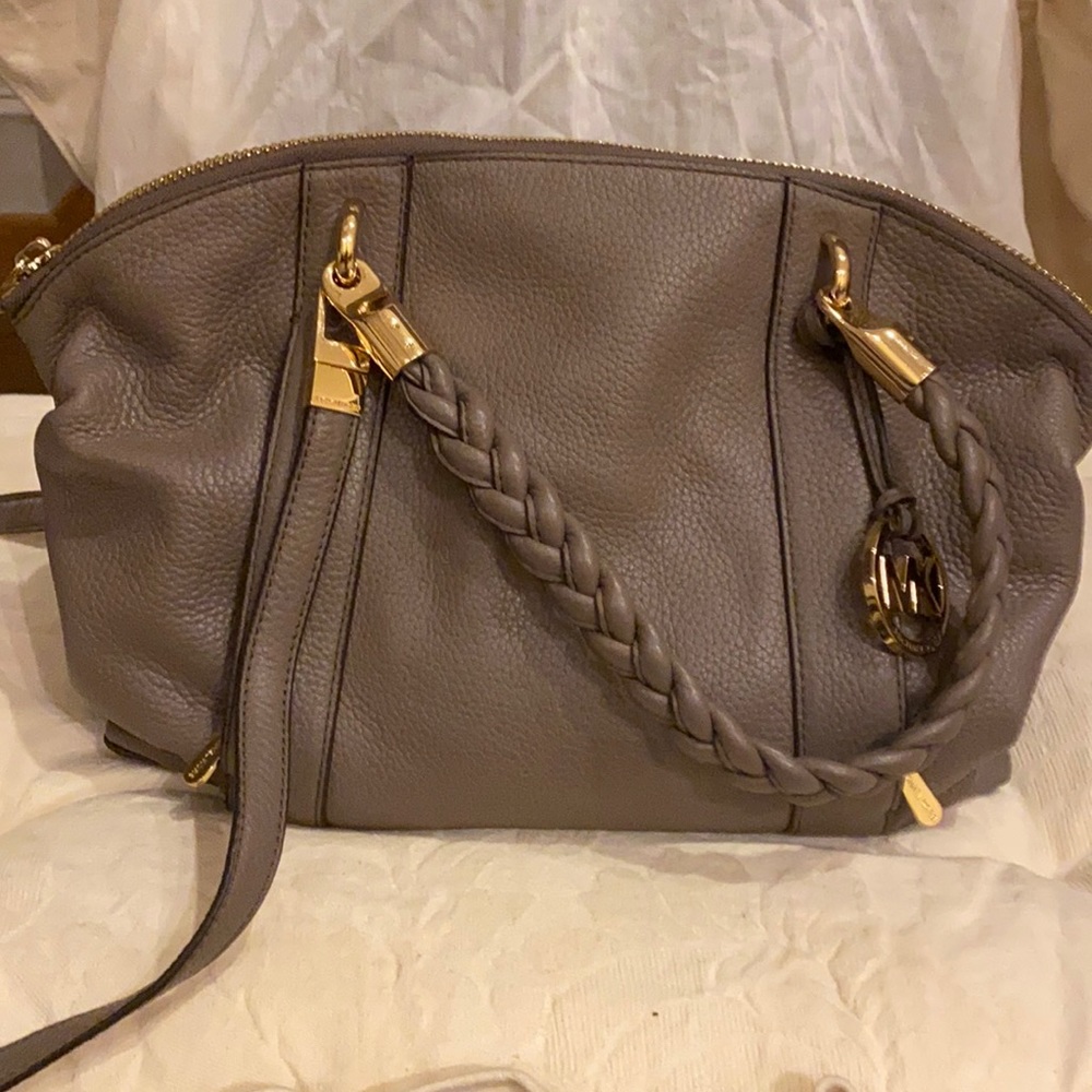Michael Kors taupe purse